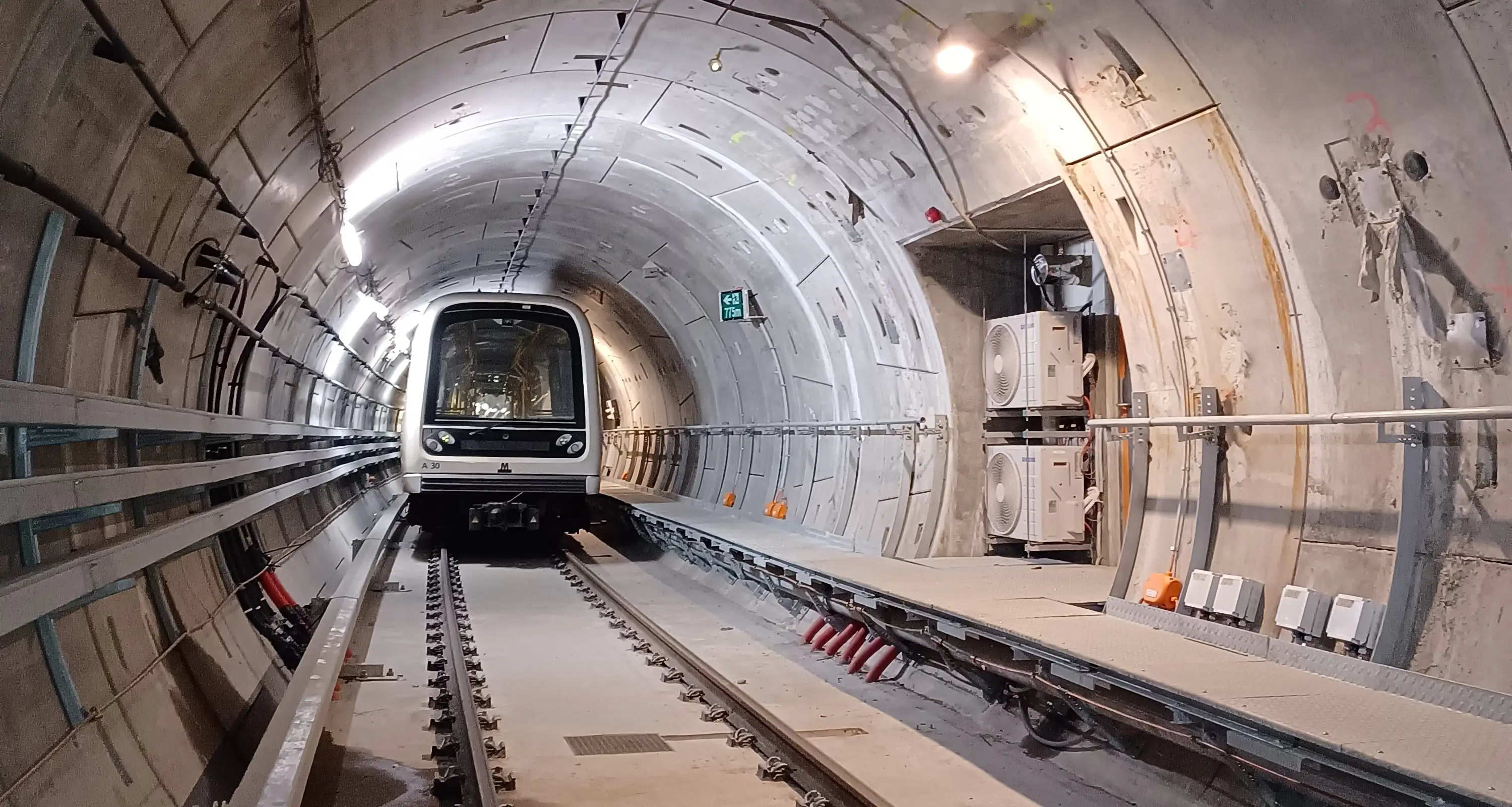 Lige nu testkøres metrotog på strækningen mellem Havneholmen og København Syd